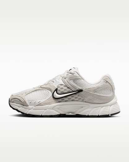 Nike V5 RNR Suede Kadın Ayakkabısı - Summit White/Photon Dust/Summit White