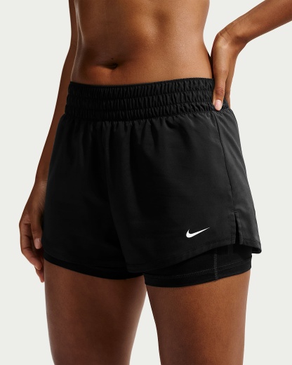 Nike One Dri-FIT Normal Belli 8 cm 2'si 1 Arada Kadın Şortu - Siyah/Beyaz