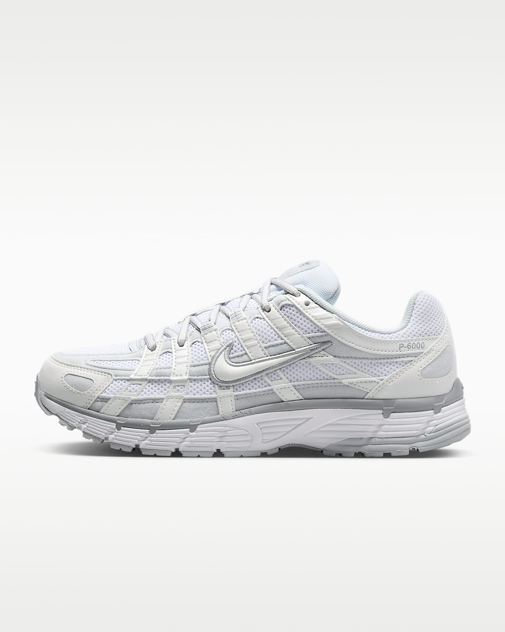 Nike P-6000 Kadın Ayakkabısı - Metallic Summit White/Pure Platinum/Wolf Grey/Beyaz