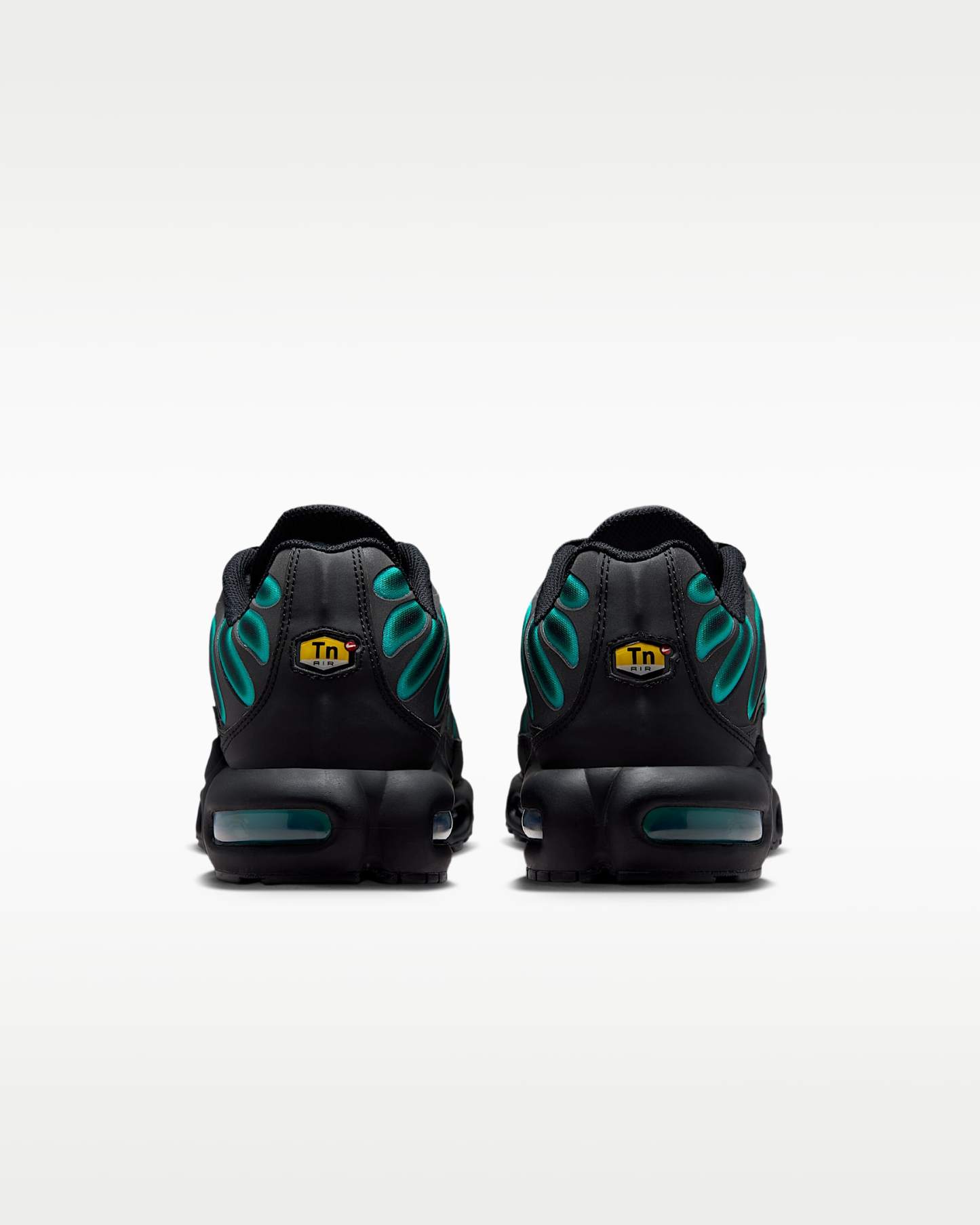 Nike Air Max Plus Erkek Ayakkabısı - Siyah/Dusty Cactus