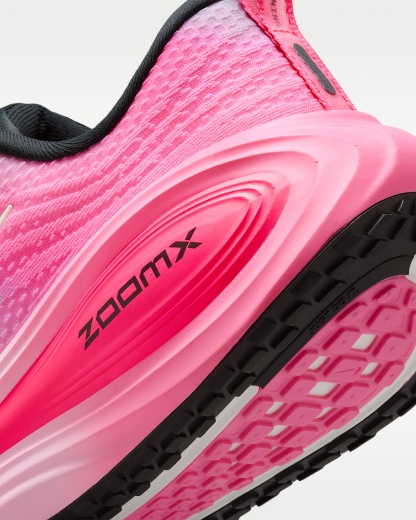 Nike Vomero Plus Kadın Yol Koşu Ayakkabısı - Pearl Pink/Pink Glow/Hyper Pink/Summit White