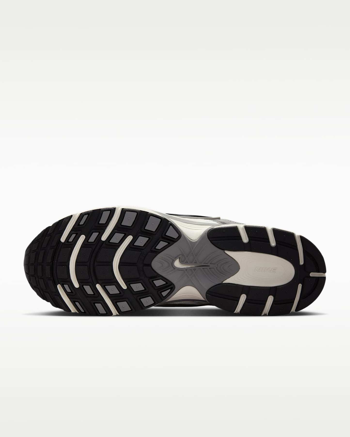 Nike V5 RNR Erkek Ayakkabısı - Phantom/Pencil Point/Siyah