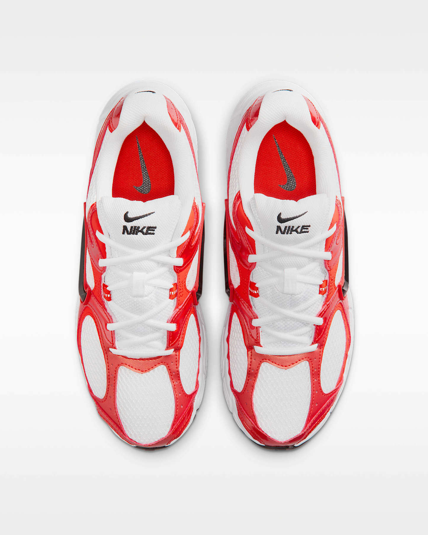 Nike V5 RNR Erkek Ayakkabısı - Beyaz/Picante Red/Siyah