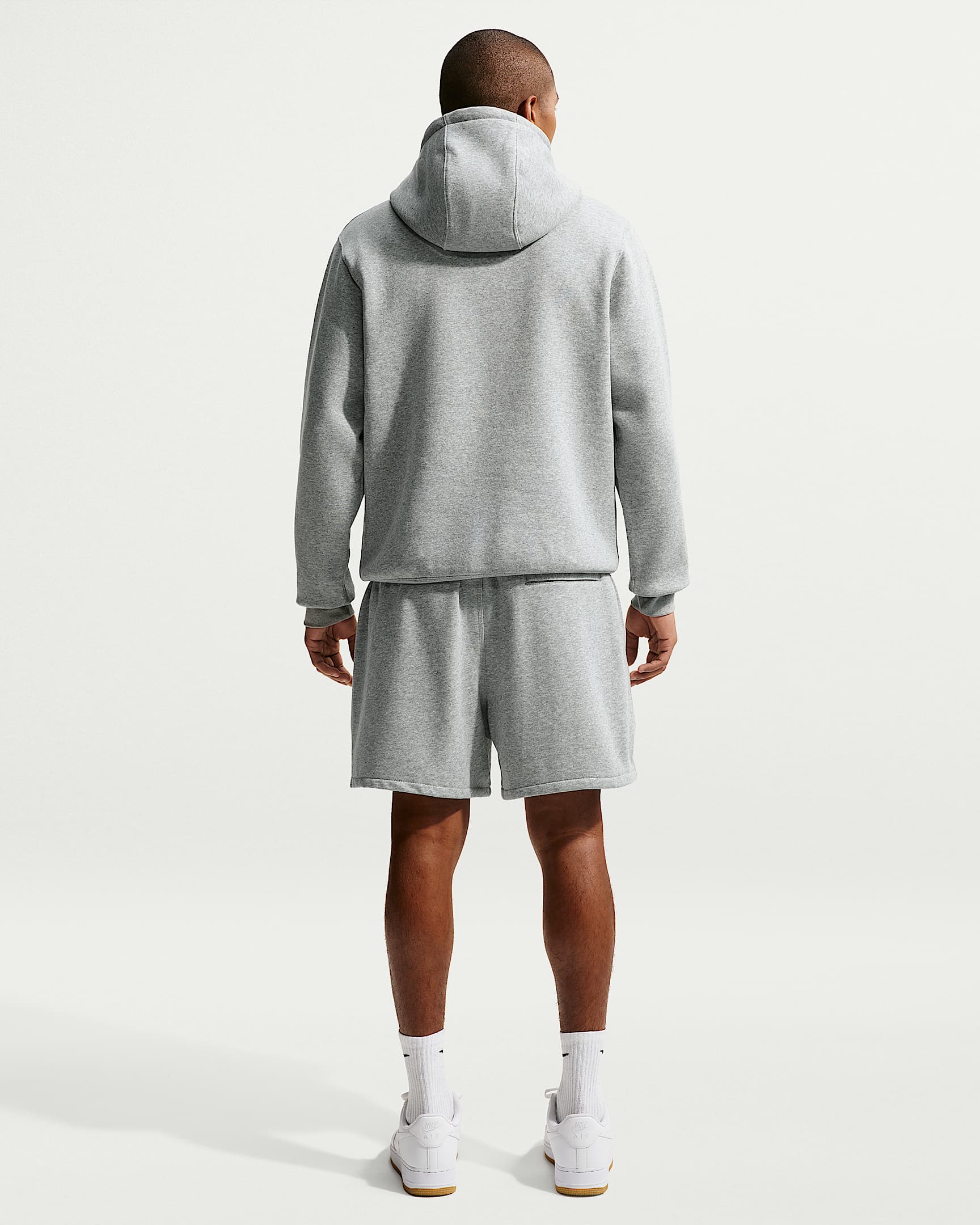 Nike Club Bol Kesimli Fransız Havlu Kumaşı Erkek Şortu - Dark Grey Heather/Light Smoke Grey/Beyaz