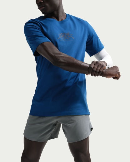 Nike Stride Dri-FIT 18 cm Slip Astarlı Erkek Koşu Şortu - Smoke Grey
