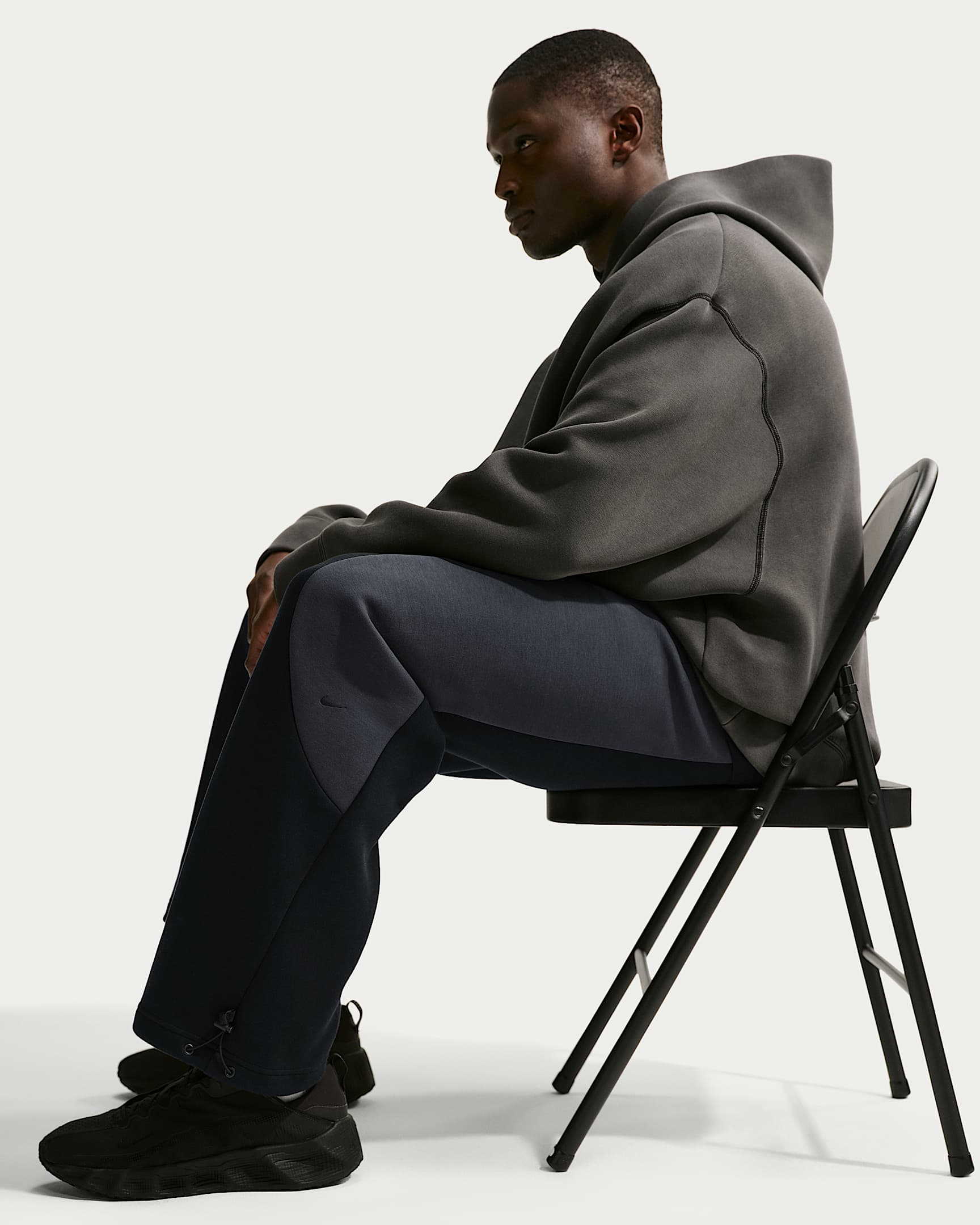 Nike Tech Renk Bloklu Açık Paçalı Fleece Erkek Eşofman Altı - Siyah/Anthracite/Siyah