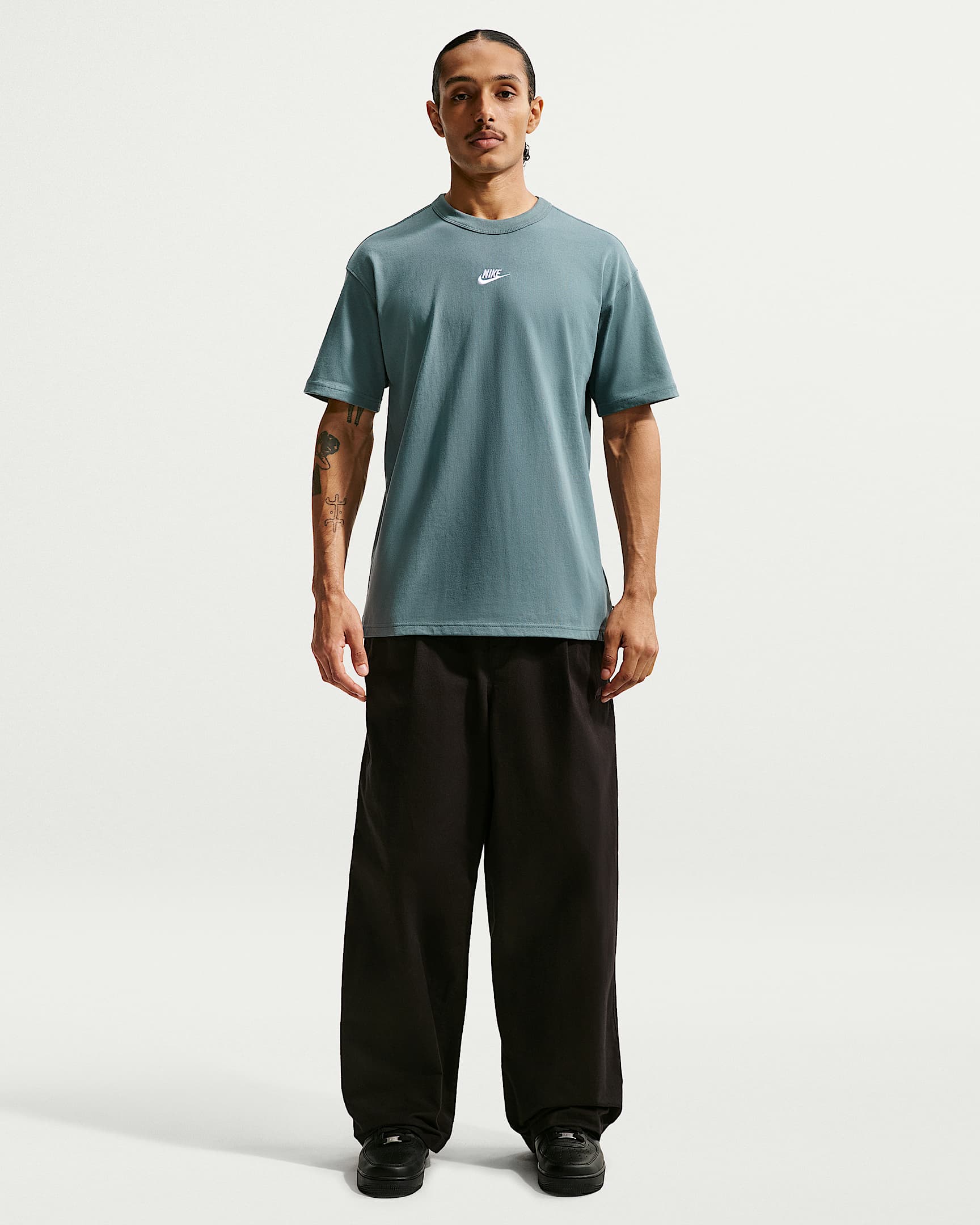 Nike Sportswear Premium Essentials Erkek Tişörtü - Mineral Slate
