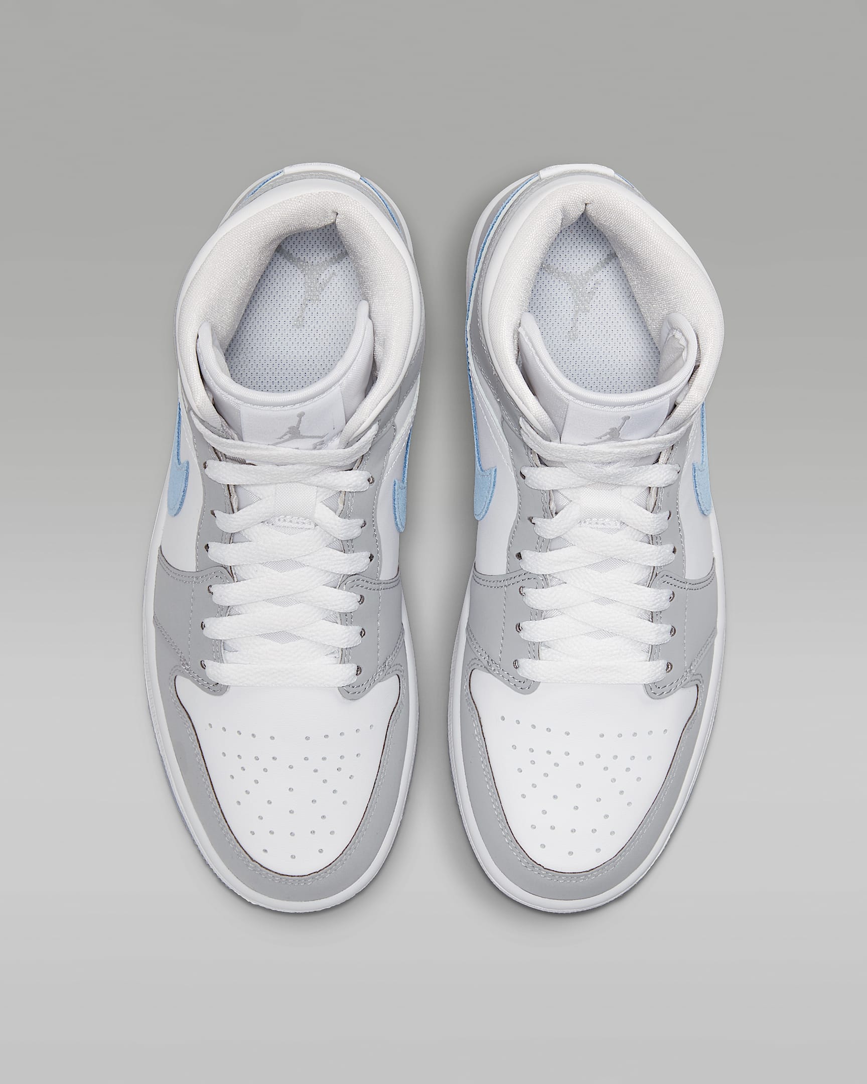 Air Jordan 1 Mid Kadın Ayakkabısı - Beyaz/Wolf Grey/Aluminum