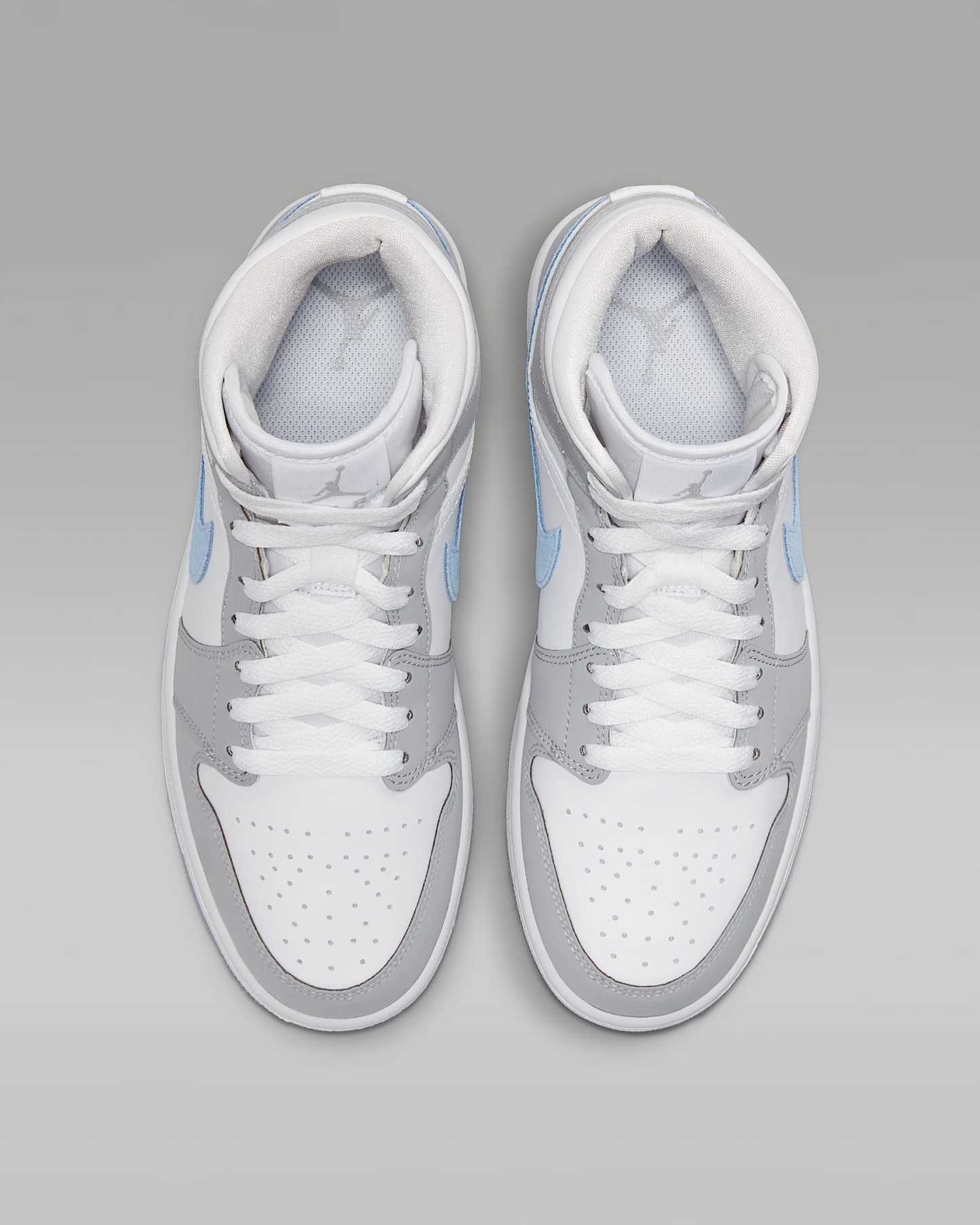 Air Jordan 1 Mid Kadın Ayakkabısı - Beyaz/Wolf Grey/Aluminum