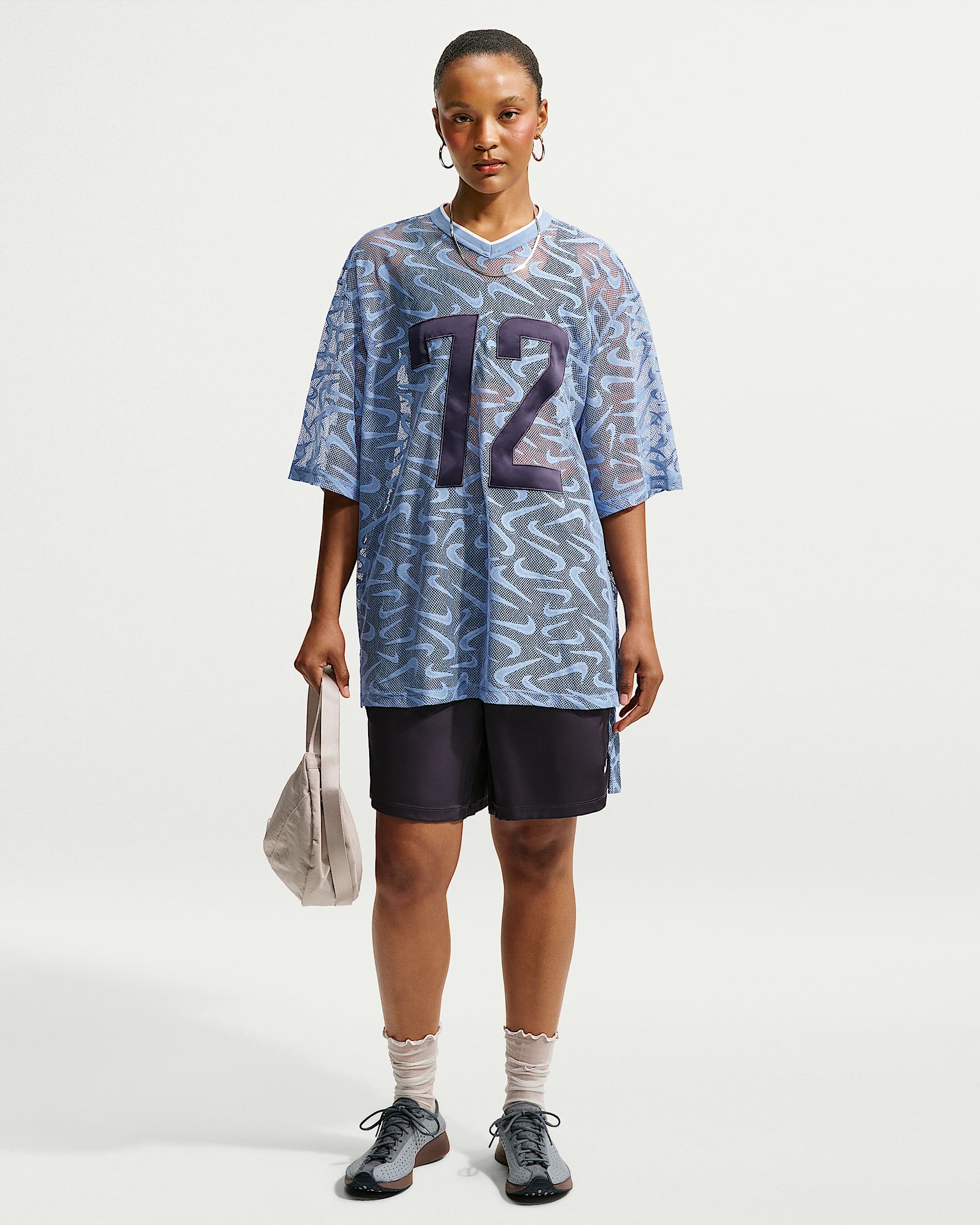Nike Sportswear Chill Lace Bol Kesimli Kadın Forması - Work Blue/Gridiron/Beyaz