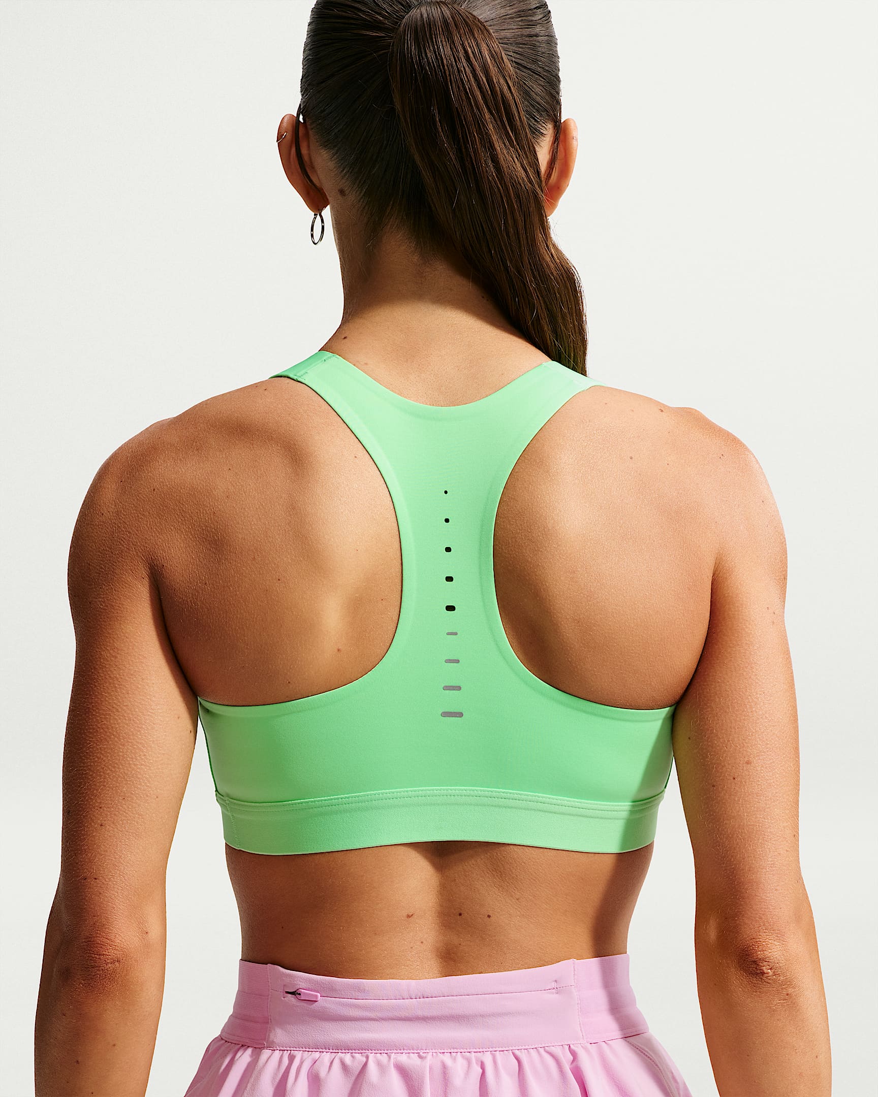 Nike Swift Yüksek Destekli Hafif Astarlı Kadın Spor Sütyeni - Illusion Green