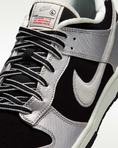 Nike Dunk Low Retro Erkek Ayakkabısı - Metallic Silver/Siyah/Sail/Metallic Silver