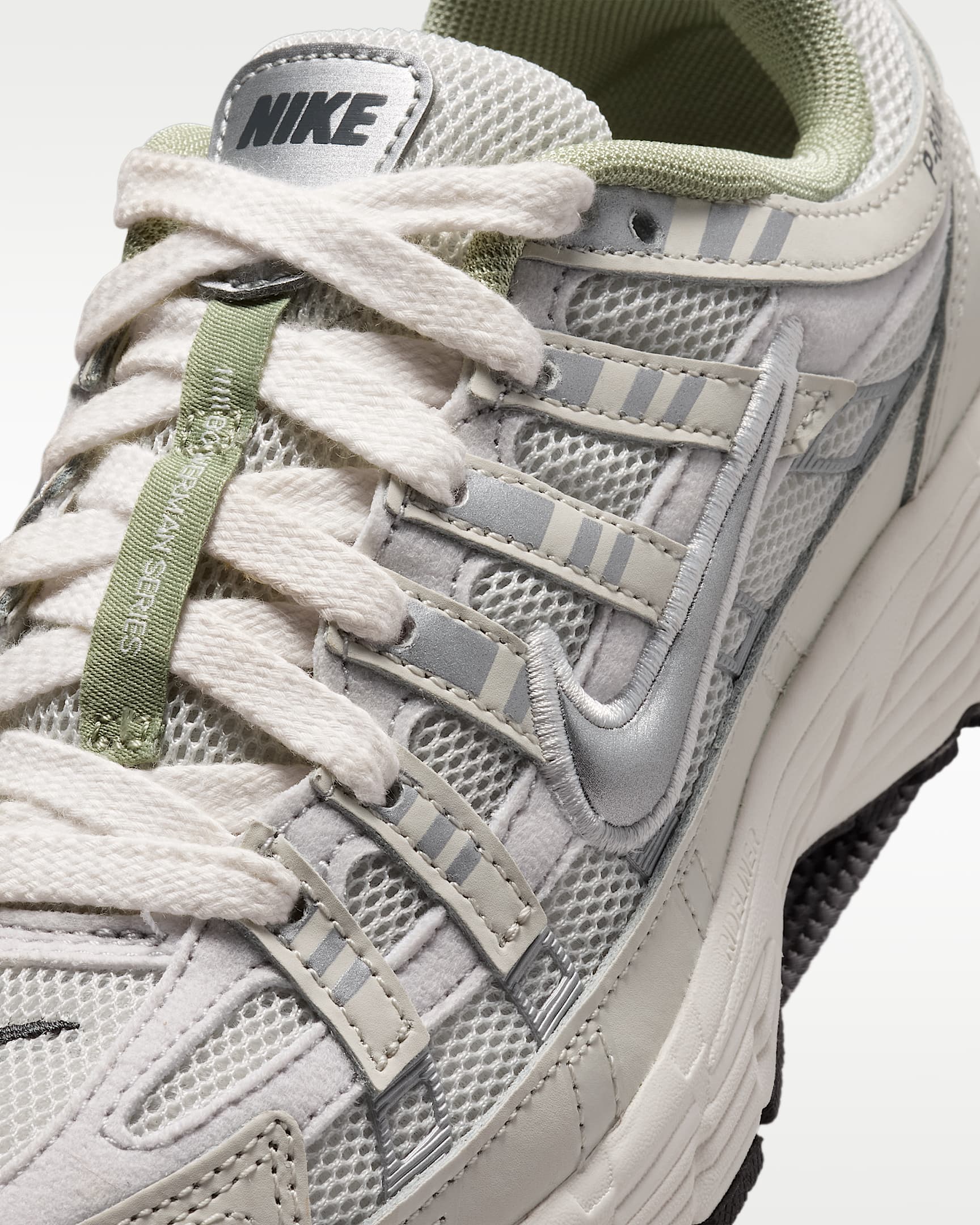 Nike P-6000 Genç Çocuk Ayakkabısı - Platinum Tint/Sail/Anthracite/Metallic Silver