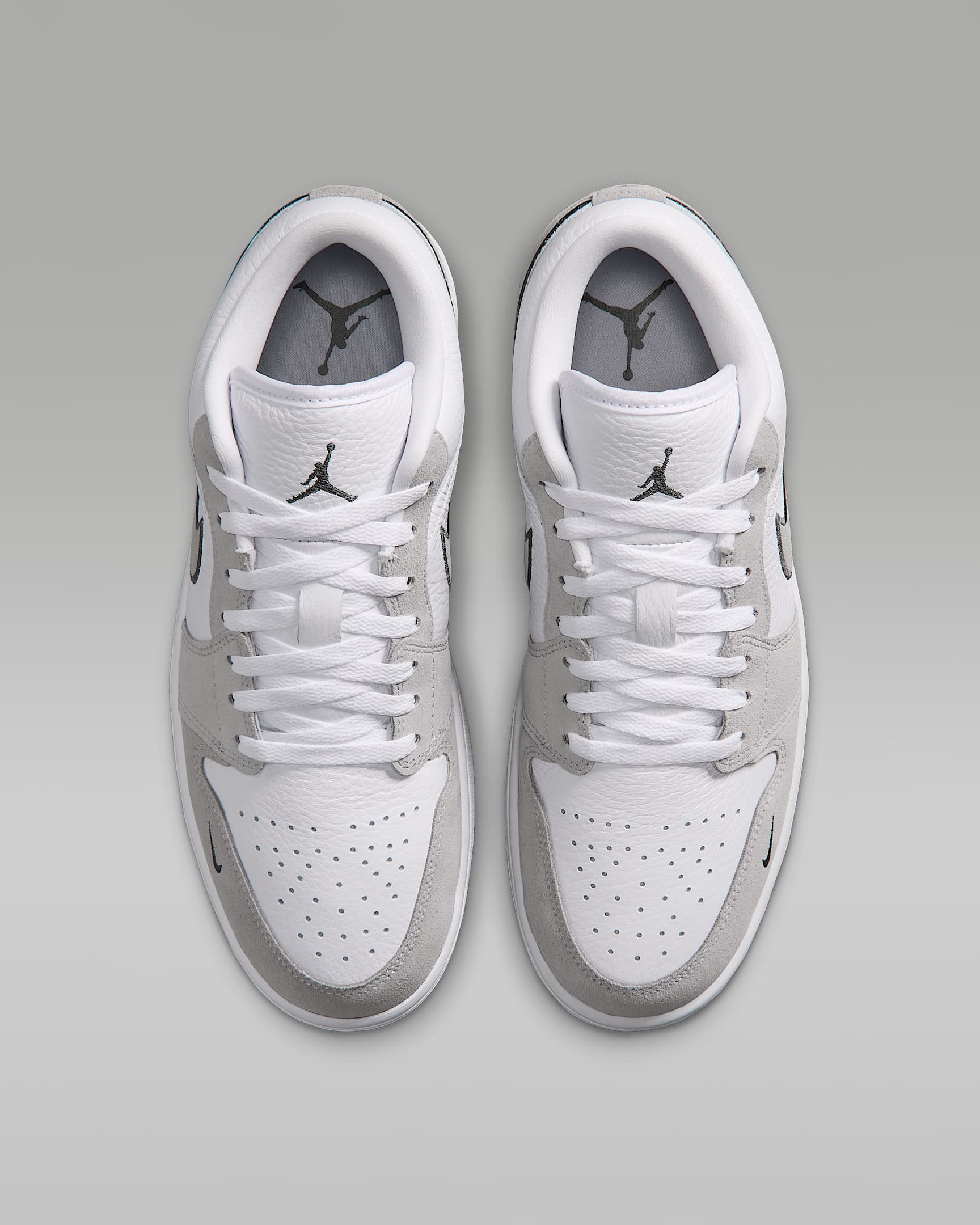 Air Jordan 1 Low SE Erkek Ayakkabısı - Beyaz/Iron Grey/Wolf Grey