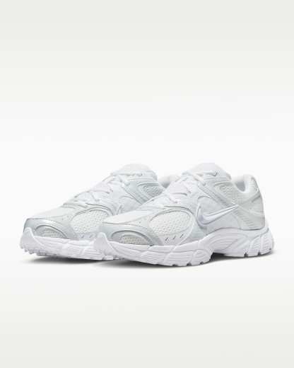 Nike V5 RNR Erkek Ayakkabısı - Beyaz/Siyah/Metallic Silver/Beyaz
