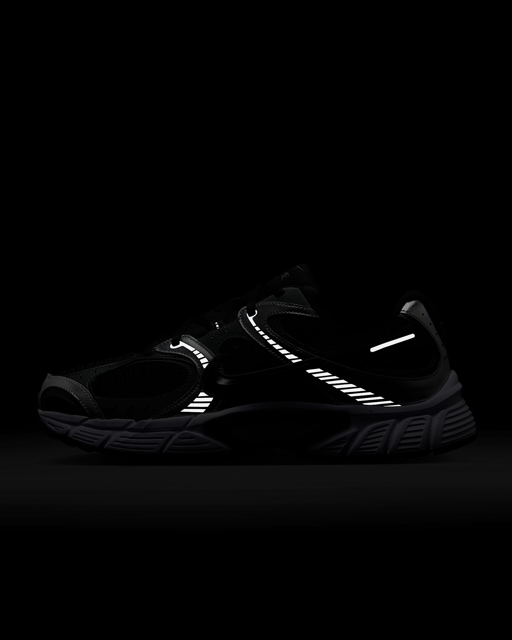 Nike V5 RNR Erkek Ayakkabısı - Siyah/Anthracite/Smoke Grey/Siyah