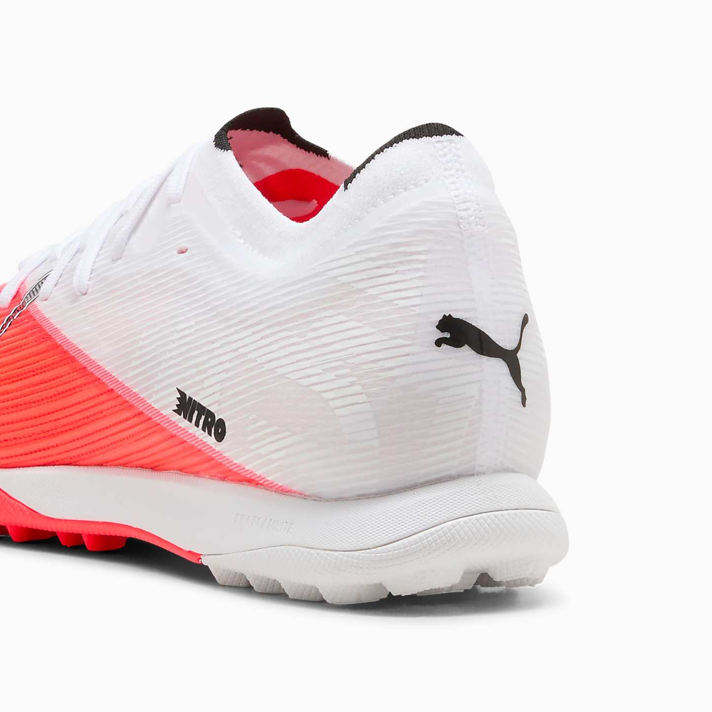 ULTRA NITRO™ 7 MATCH TT UNISEX Krampon - Ultra Red-PUMA Black-PUMA White - 109140_01 - Görsel 3