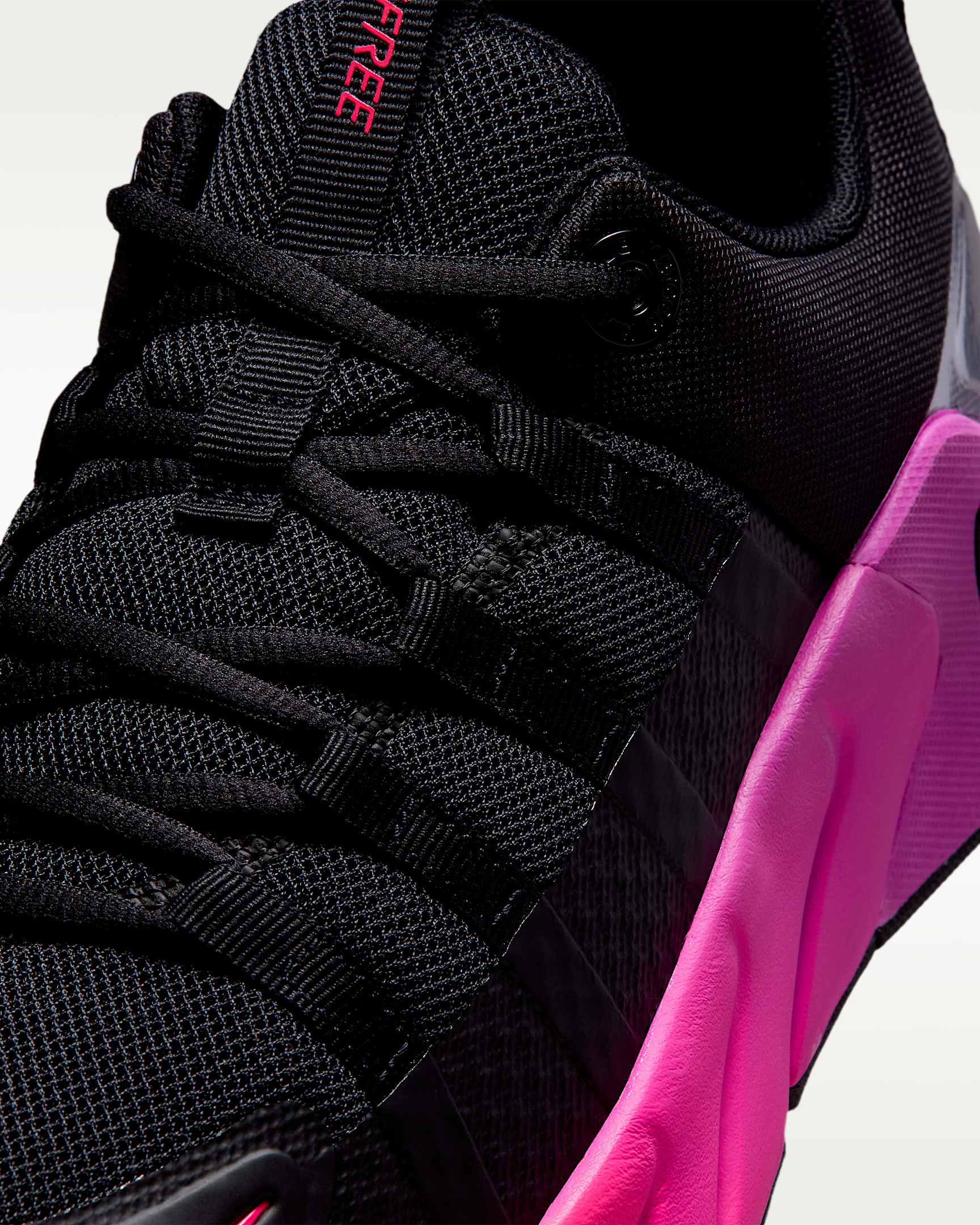 Nike Free Metcon 7 Kadın Antrenman Ayakkabısı - Siyah/Hyper Pink/Metallic Cool Grey/Fuchsia Blast