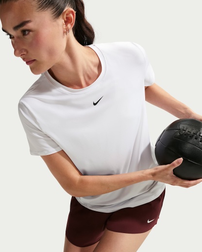 Nike One Classic Dri-FIT Kısa Kollu Kadın Üstü - Beyaz/Siyah