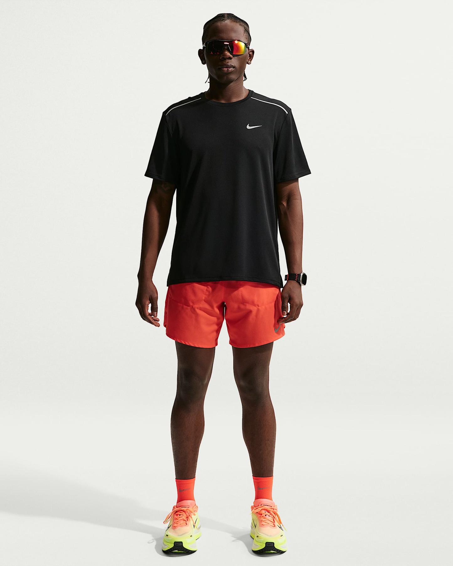 Nike Miler Dri-FIT Kısa Kollu Erkek Koşu Üstü - Siyah/Siyah