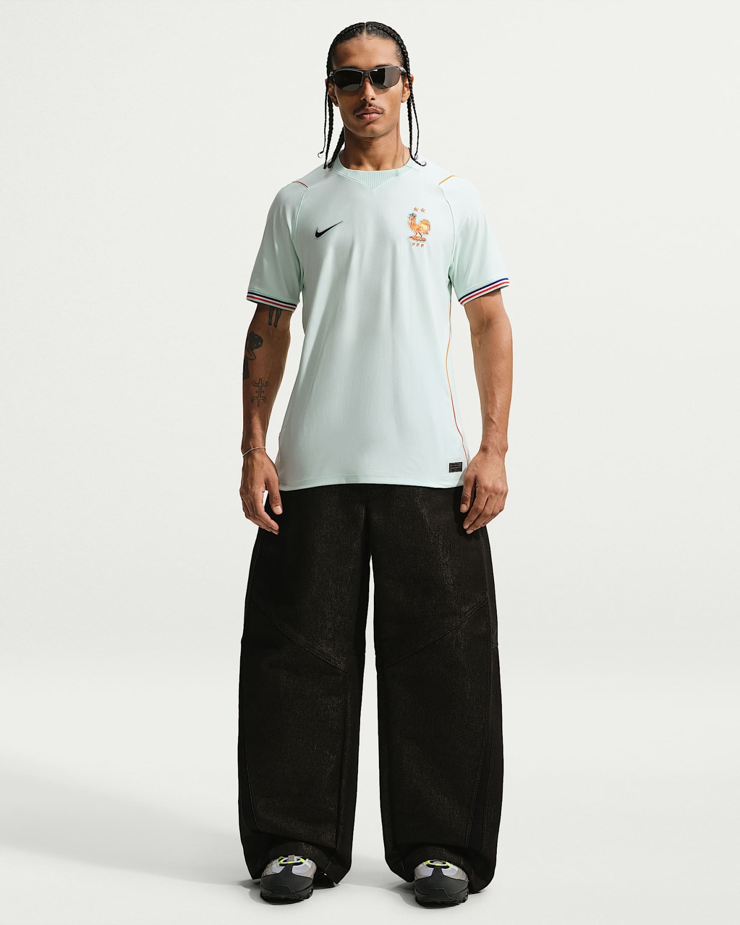Fransa Milli Takımı 2026 Stadyum Deplasman Nike Dri-FIT Erkek Futbol Forması - Igloo/Monarch/Monarch