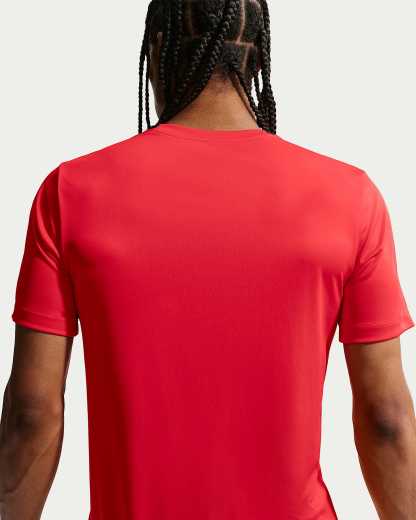 Nike Dri-FIT Erkek Antrenman Tişörtü - University Red/Siyah