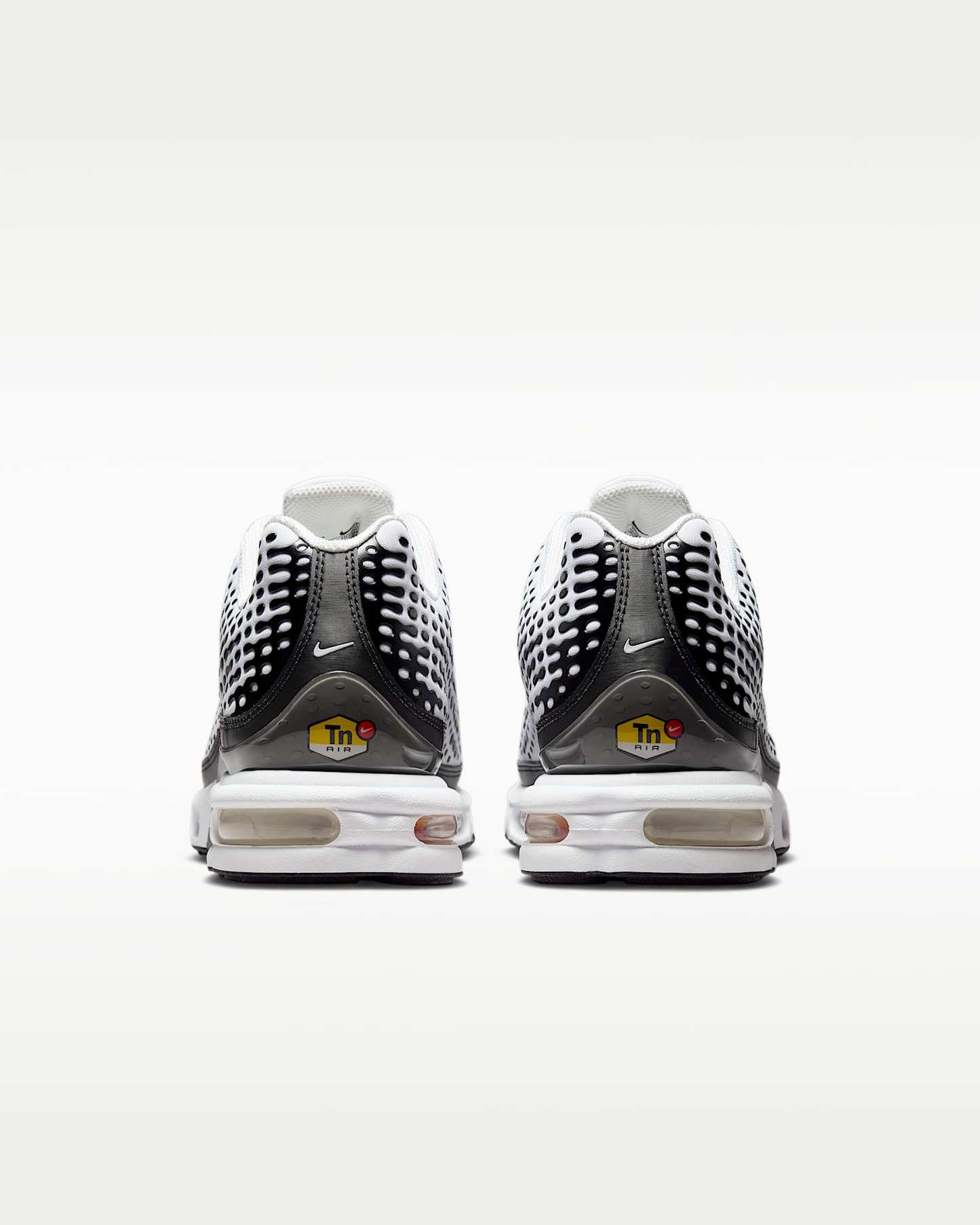 Nike Air Max Plus VII Erkek Ayakkabısı - Beyaz/Siyah/Smoke Grey/Beyaz