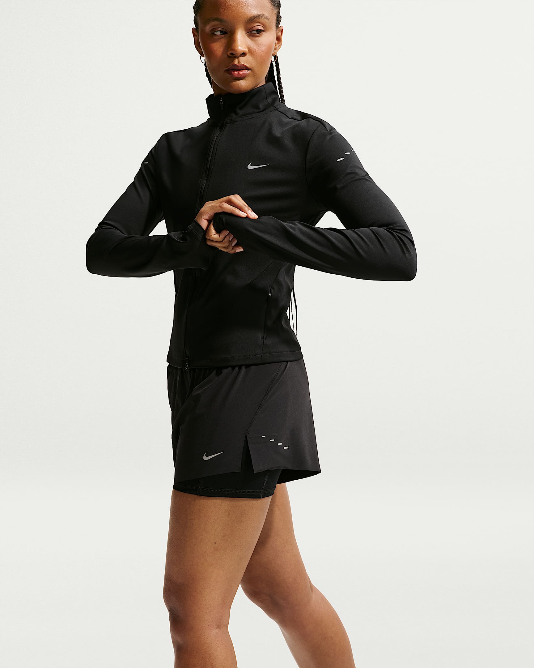 Nike Swift Dri-FIT Normal Belli 2'si 1 Arada Kadın Koşu Şortu - Siyah