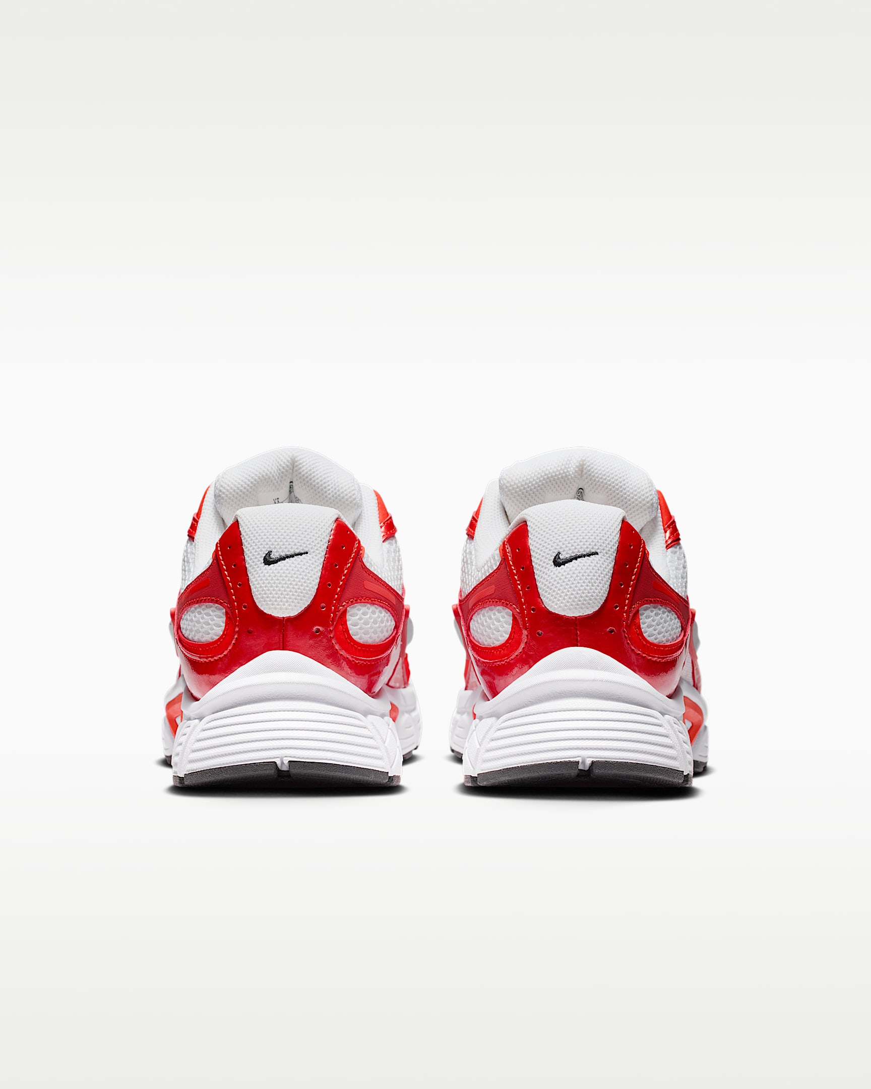 Nike V5 RNR Erkek Ayakkabısı - Beyaz/Picante Red/Siyah
