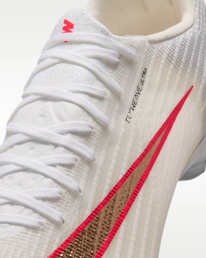 Nike Mercurial Superfly 11 Elite Düşük Bilekli Yumuşak Zemin Kramponu - Beyaz/Bright Crimson/Blur