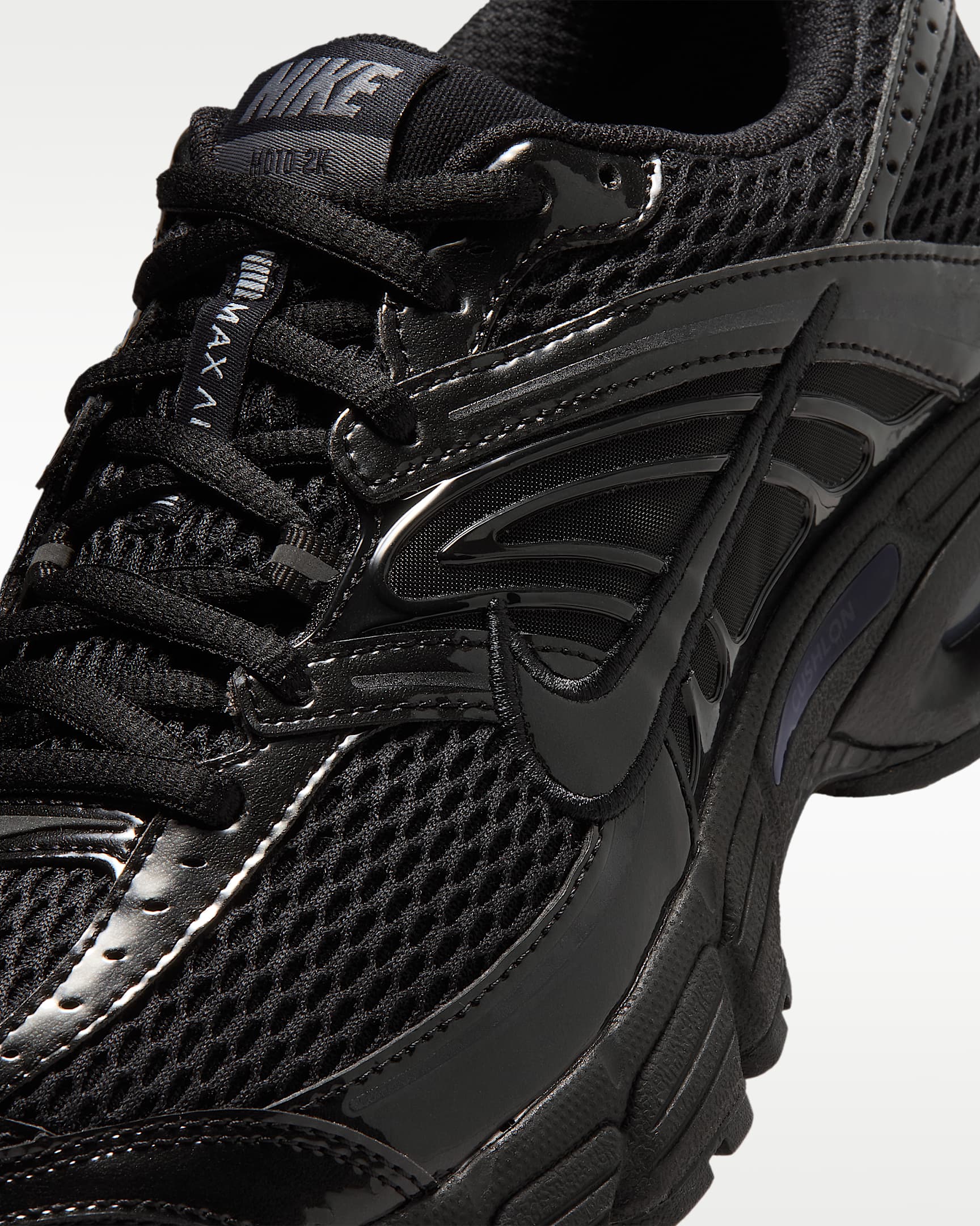 Yansıtıcı Vurgulara Sahip Nike Air Max Moto 2K Kadın Ayakkabısı - Siyah/Iron Grey/Metallic Silver/Siyah