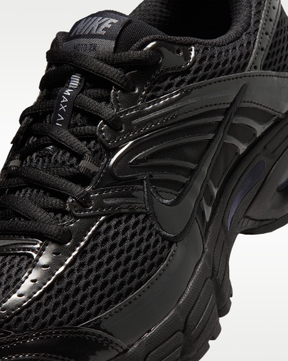 Yansıtıcı Vurgulara Sahip Nike Air Max Moto 2K Kadın Ayakkabısı - Siyah/Iron Grey/Metallic Silver/Siyah