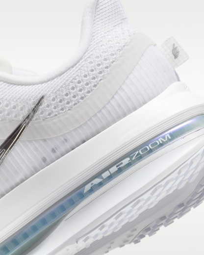 Nike Pegasus Premium Kadın Yol Koşu Ayakkabısı - Beyaz/Metallic Silver/Metallic Silver