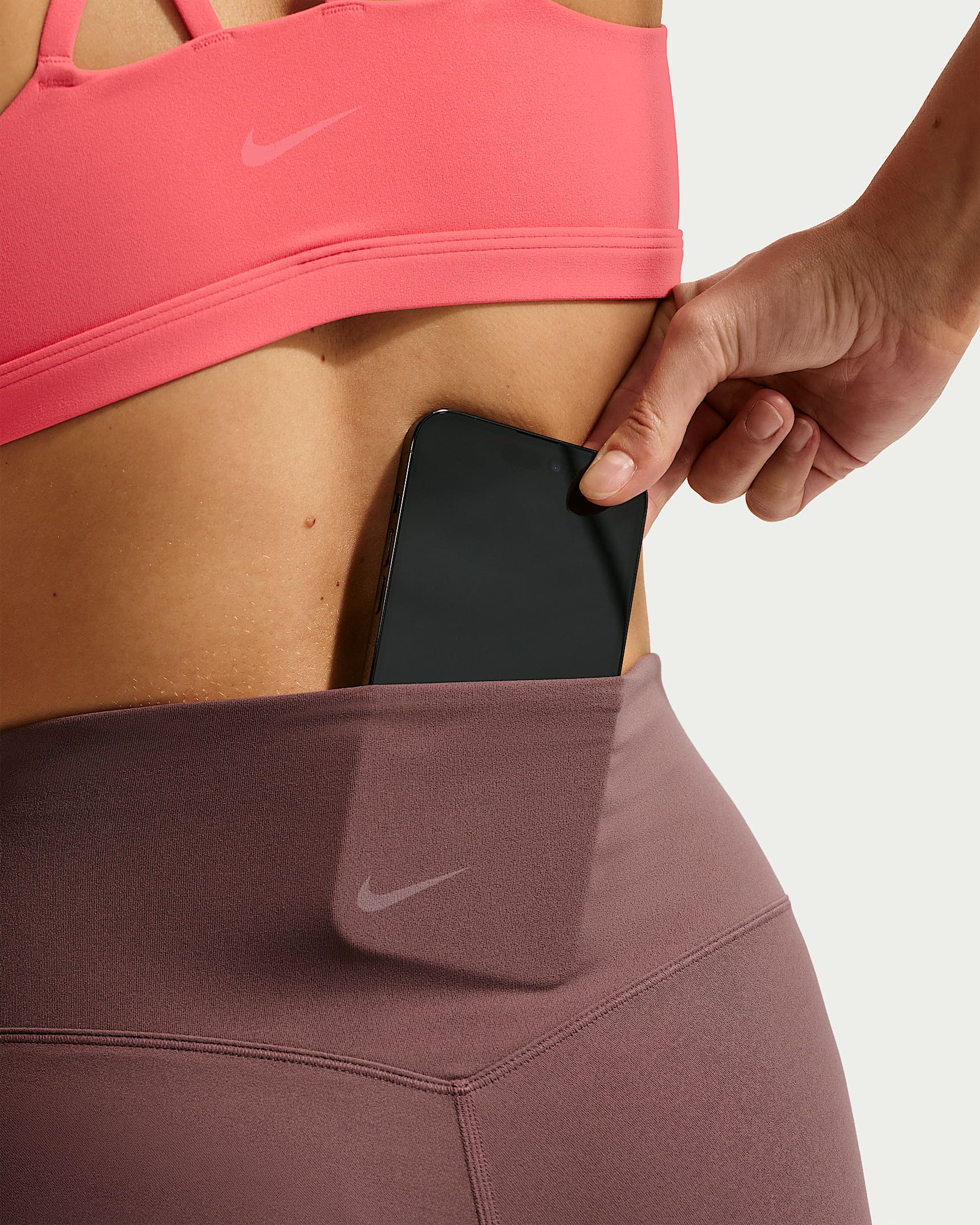 Nike Zenvy Yüksek Belli 20 cm Kadın Bisiklet Şortu - Tattoo/Beyaz