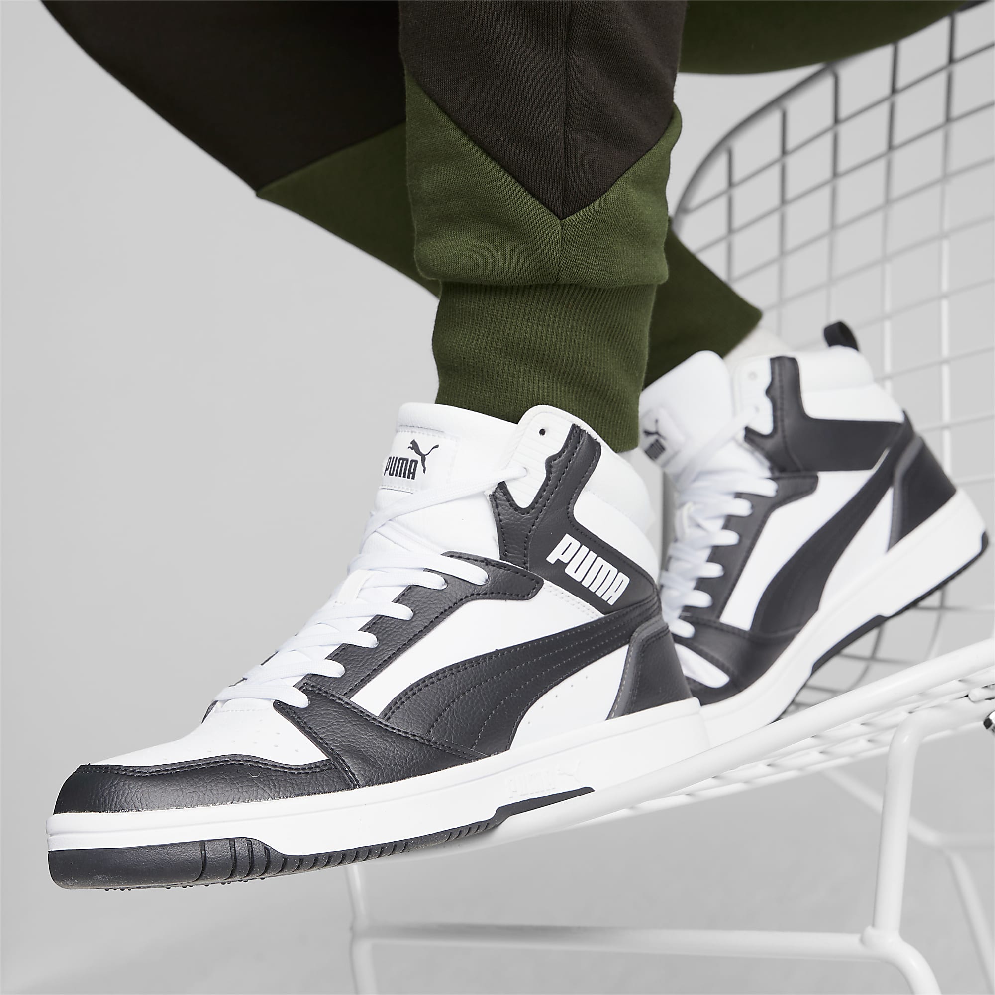 Rebound Ayakkabı - PUMA White-PUMA Black-Shadow Gray-PUMA White - 392326_01 - Görsel 2