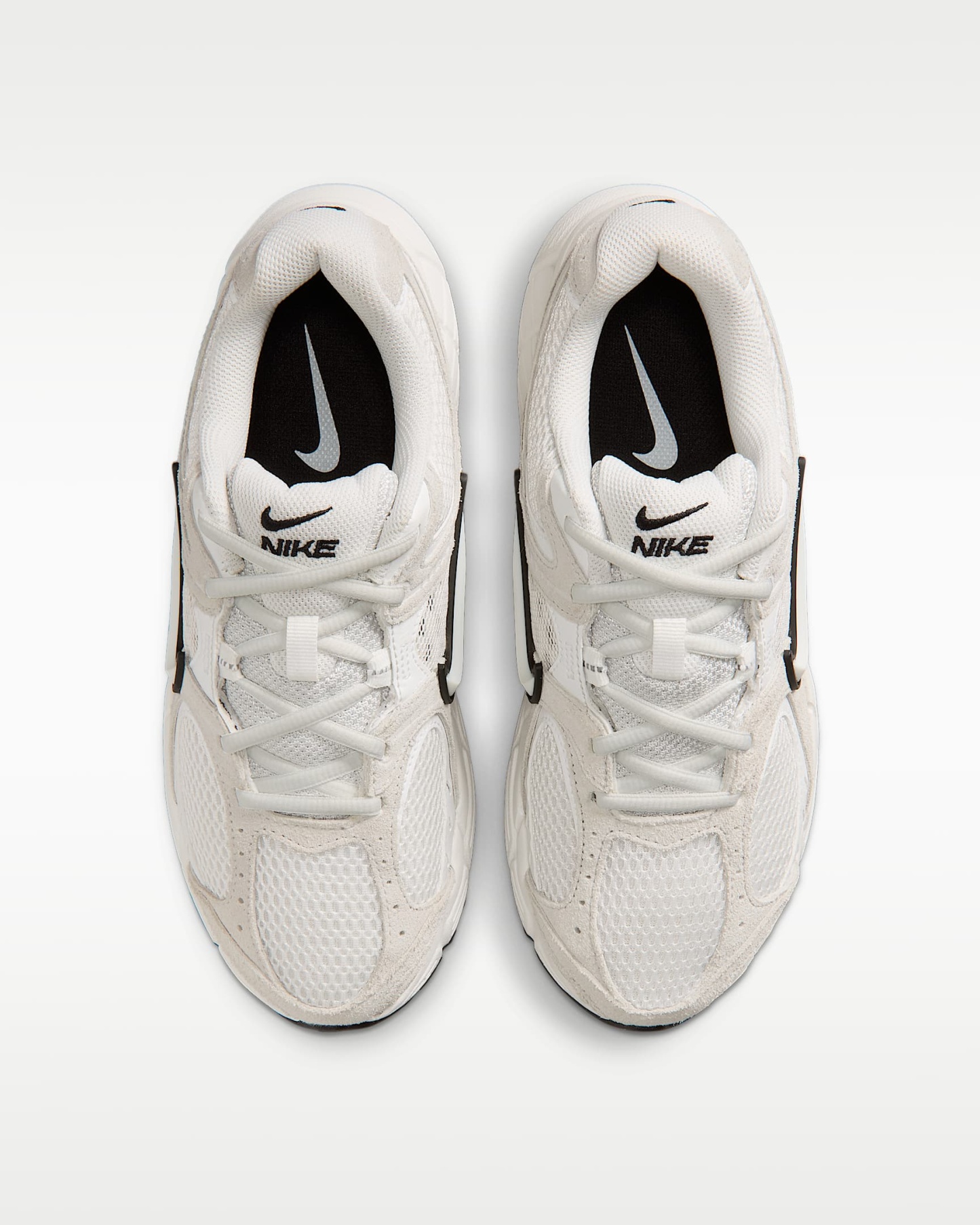 Nike V5 RNR Suede Kadın Ayakkabısı - Summit White/Photon Dust/Summit White