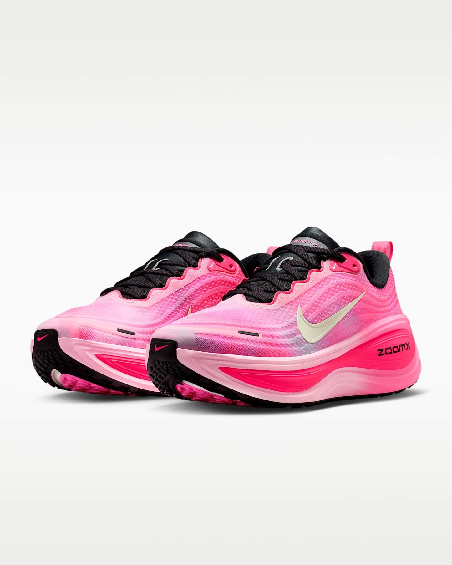 Nike Vomero Plus Kadın Yol Koşu Ayakkabısı - Pearl Pink/Pink Glow/Hyper Pink/Summit White