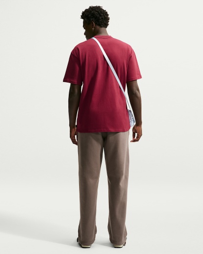Nike Sportswear Premium Essentials Erkek Tişörtü - Team Red