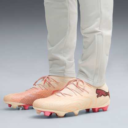 FUTURE 9 ULTIMATE FG UNISEX Krampon - Sugared Almond-PUMA White-Ultra Red-PUMA Black - 109121_01 - Görsel 2