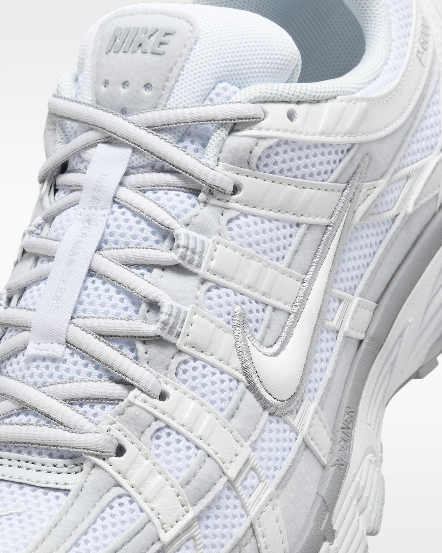 Nike P-6000 Kadın Ayakkabısı - Metallic Summit White/Pure Platinum/Wolf Grey/Beyaz