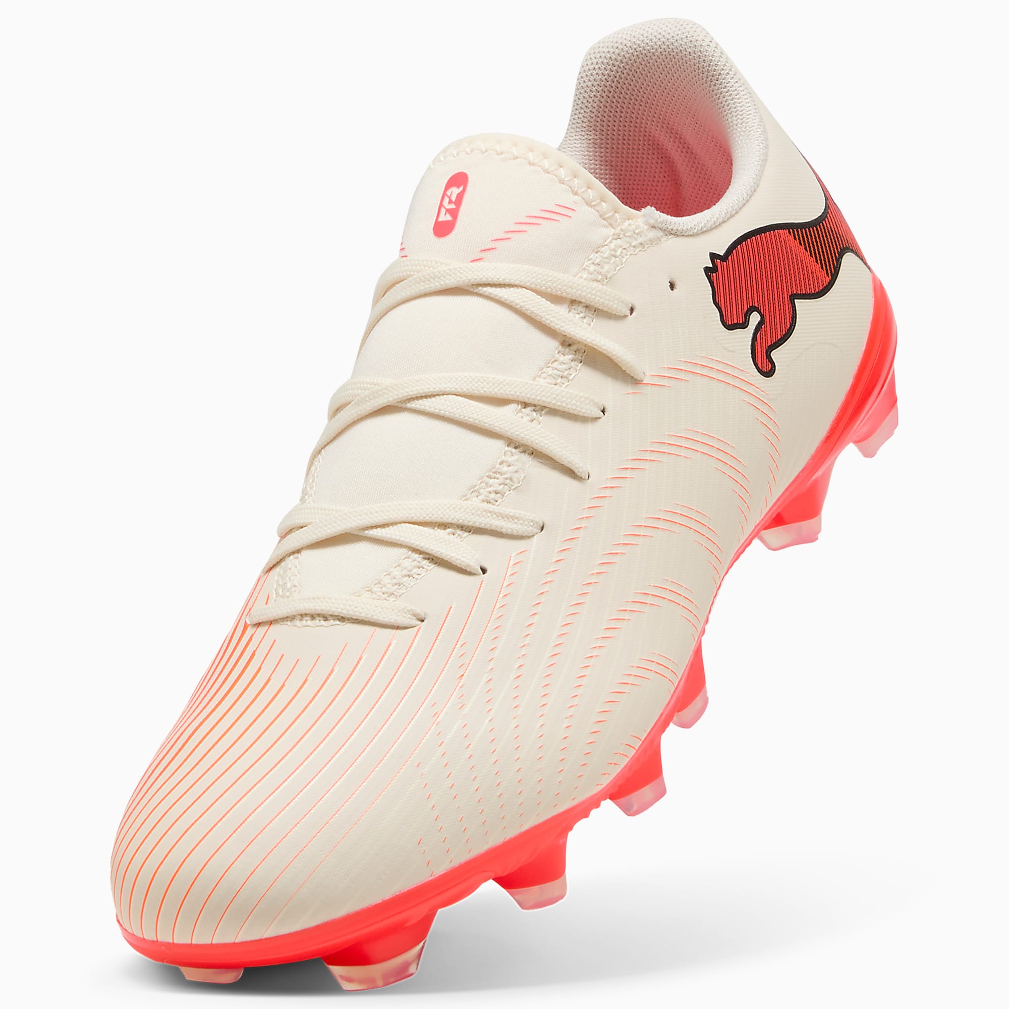 FUTURE 9 PLAY FG/AG UNISEX Krampon - Sugared Almond-PUMA White-Ultra Red-PUMA Black - 109170_01 - Görsel 6