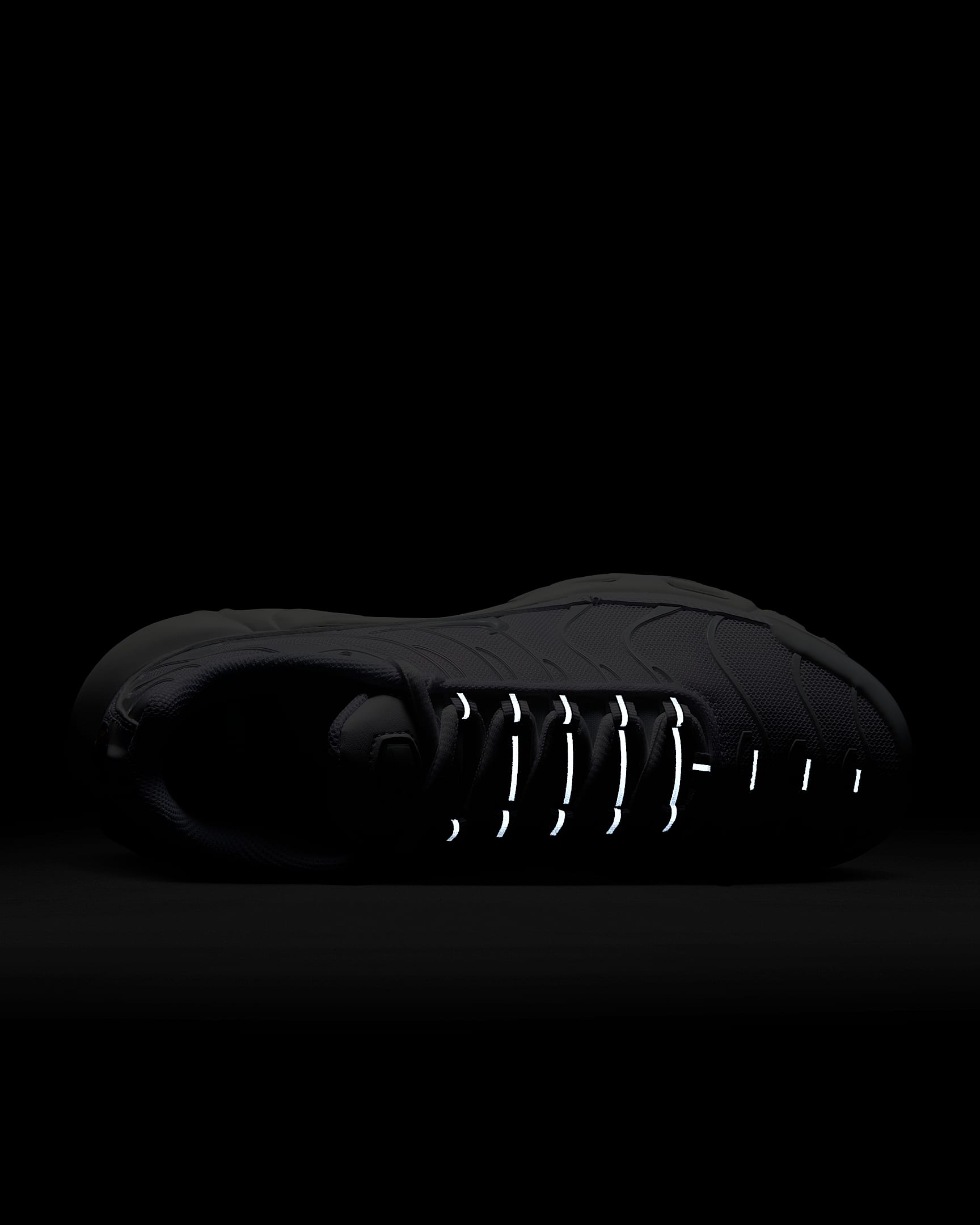Nike Air Max Plus Kadın Ayakkabısı - Beyaz/Pure Platinum/Beyaz