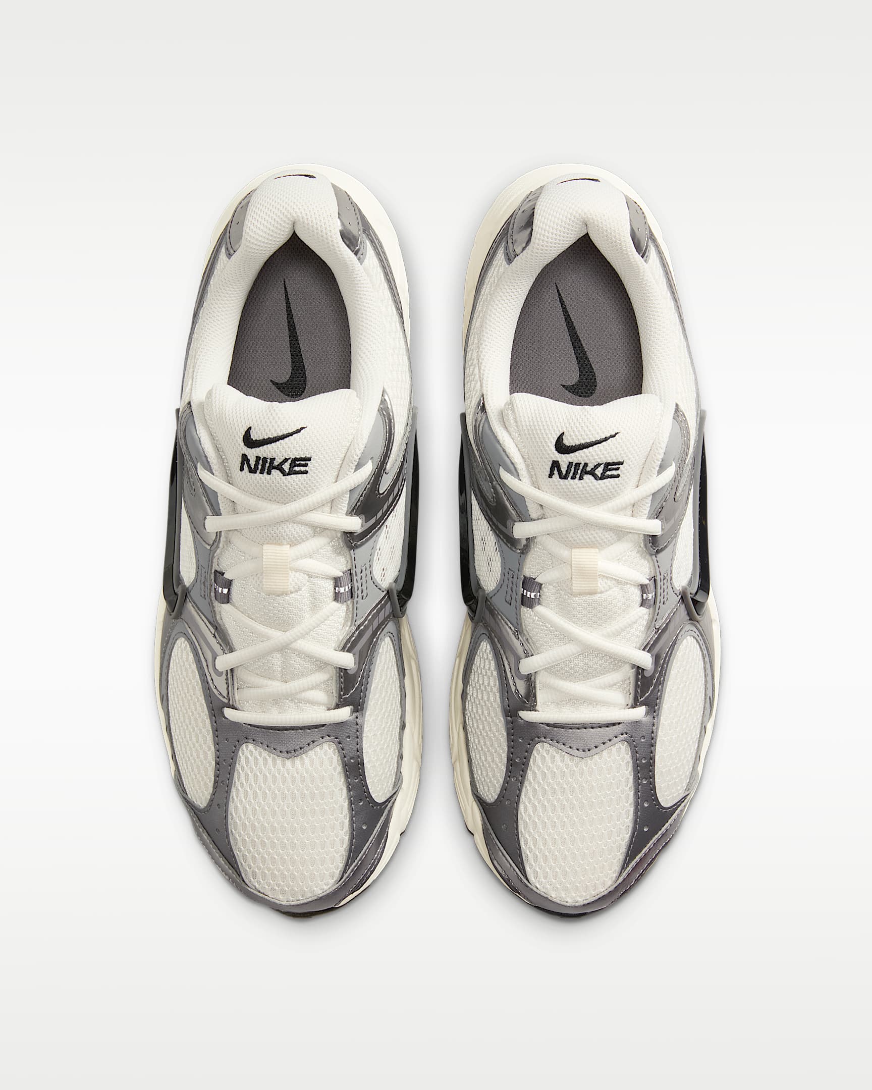 Nike V5 RNR Erkek Ayakkabısı - Phantom/Pencil Point/Siyah
