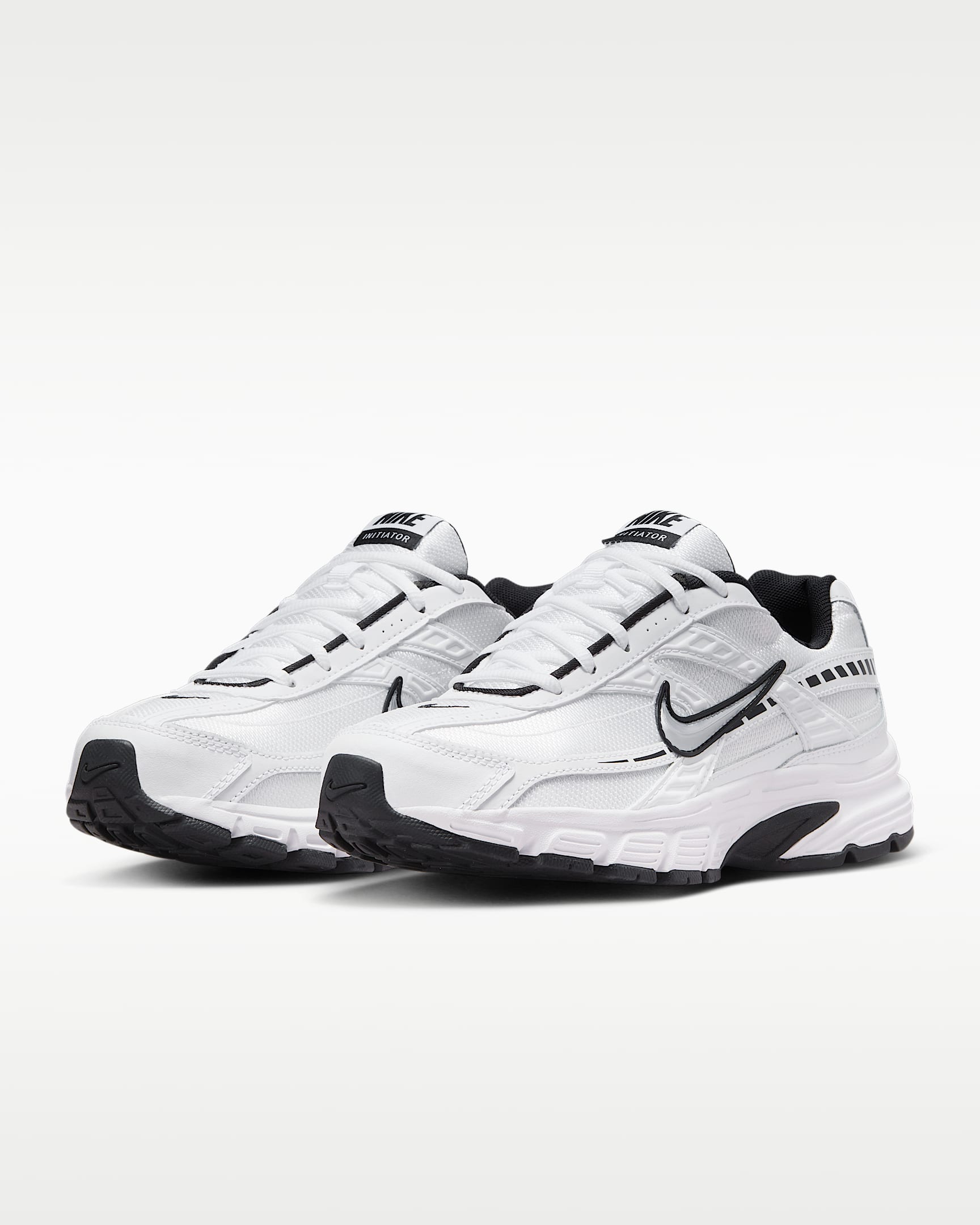 Nike Initiator Kadın Ayakkabısı - Beyaz/Beyaz/Siyah/Metallic Silver
