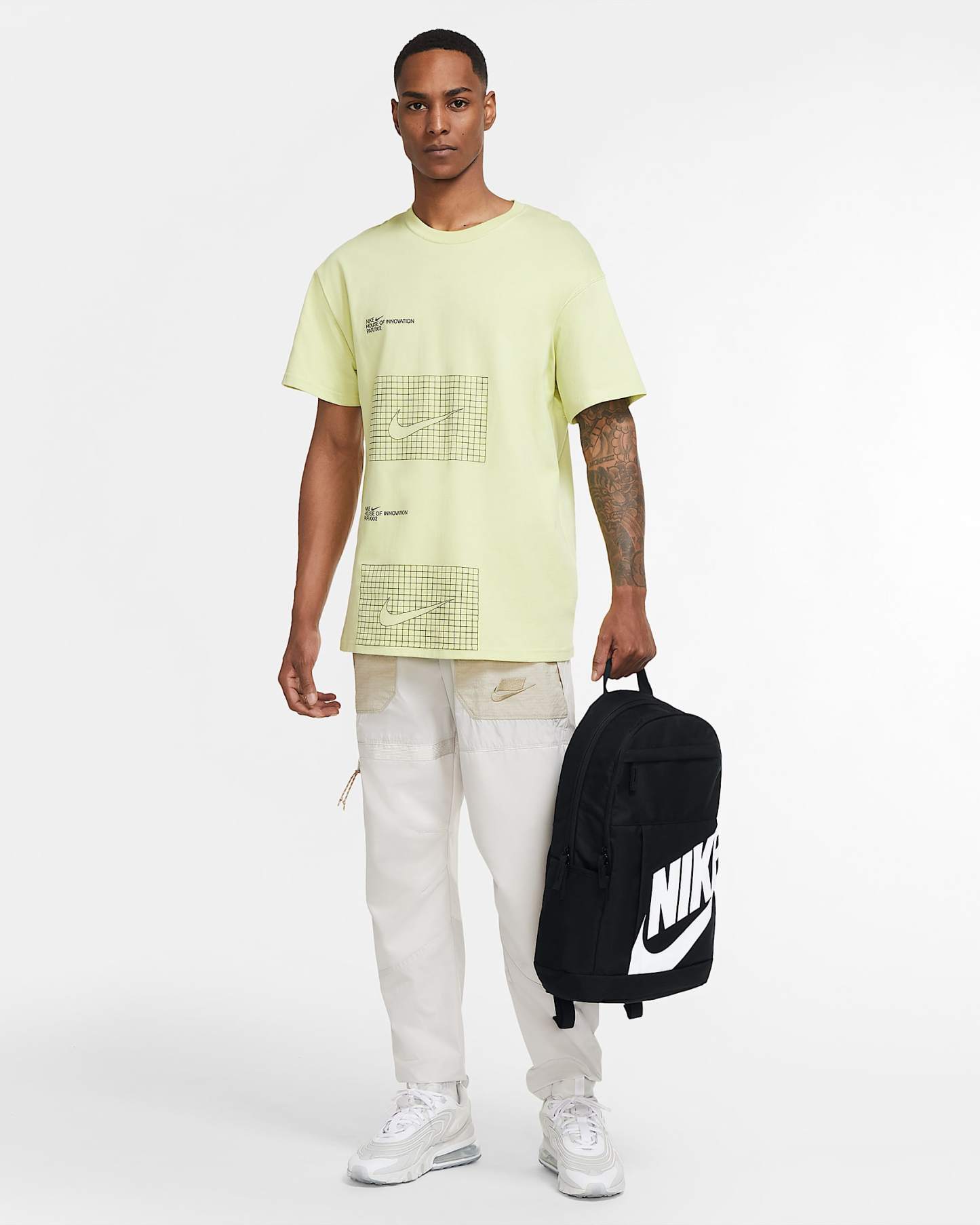 Nike Sırt Çantası (21 L) - Siyah/Siyah/Beyaz
