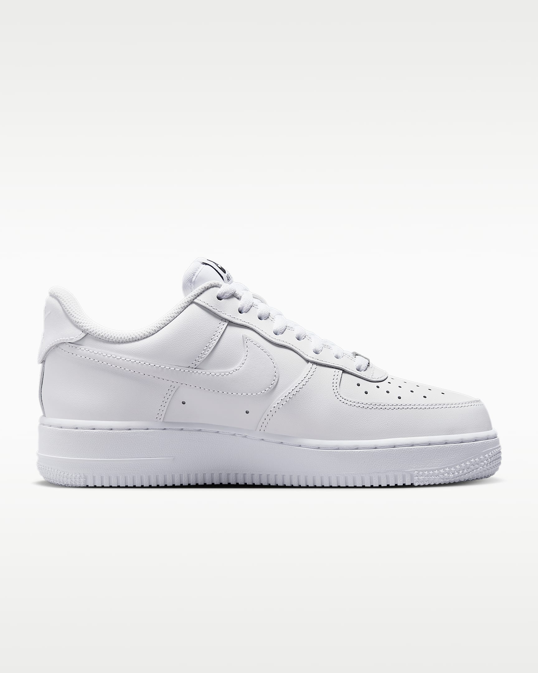 Nike Air Force 1 '07 EasyOn Kadın Ayakkabısı - Beyaz/Beyaz/Beyaz