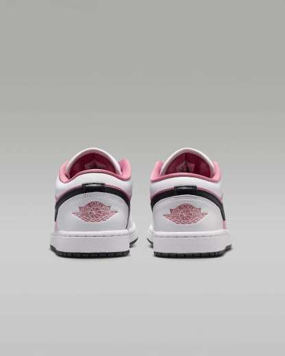 Air Jordan 1 Low SE Kadın Ayakkabısı - Beyaz/Siyah/Desert Berry
