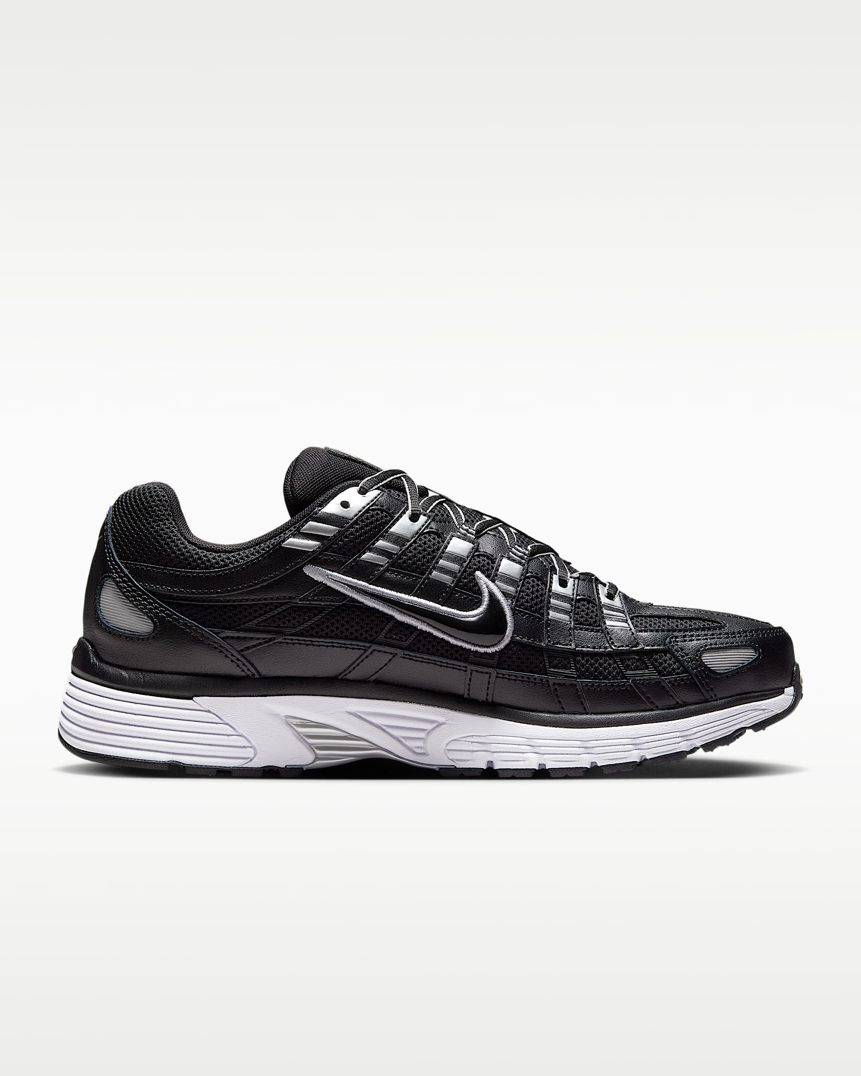 Nike P-6000 Ayakkabı - Siyah/Beyaz/Metallic Silver/Siyah