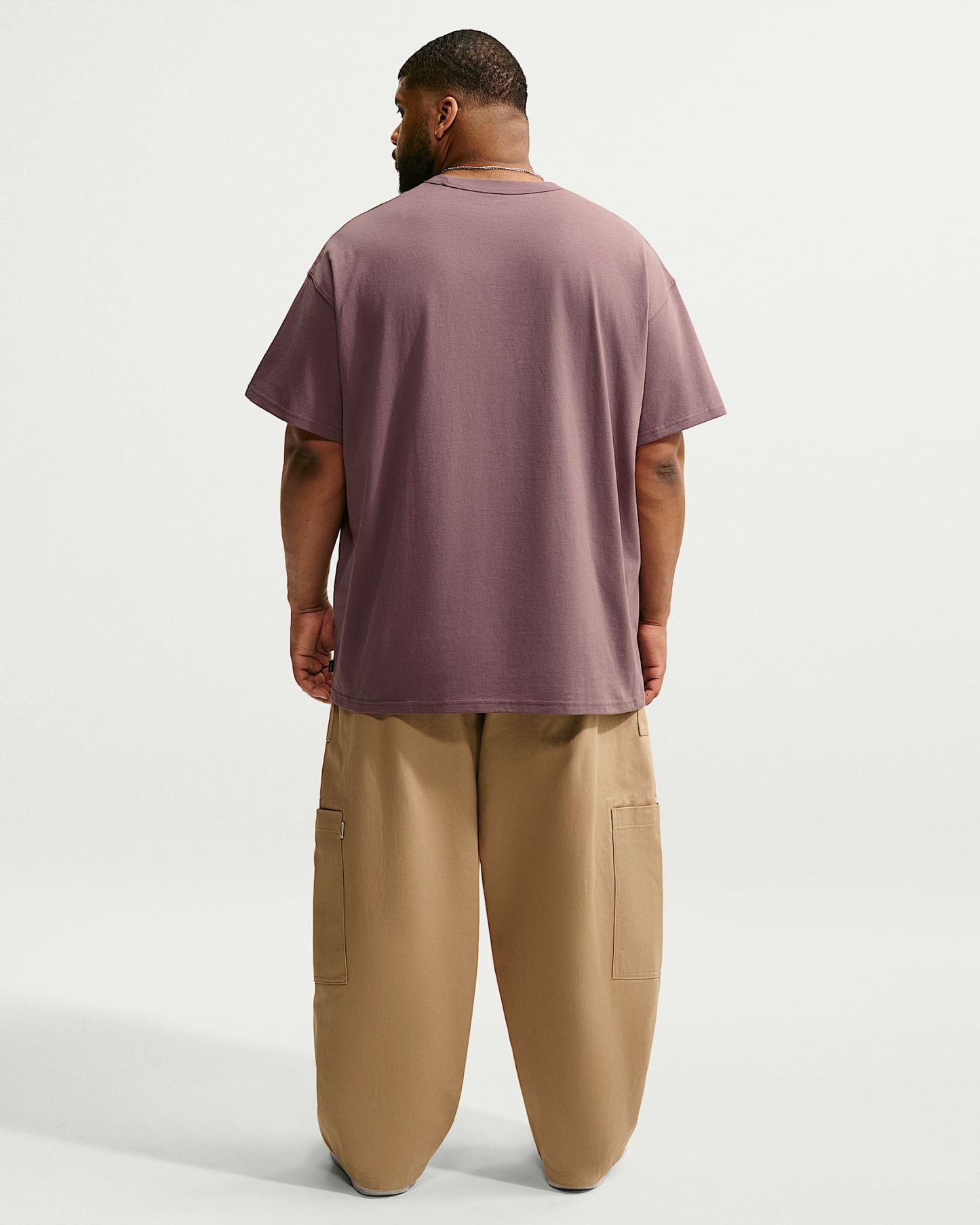 Nike Sportswear Premium Essentials Erkek Tişörtü - Tattoo