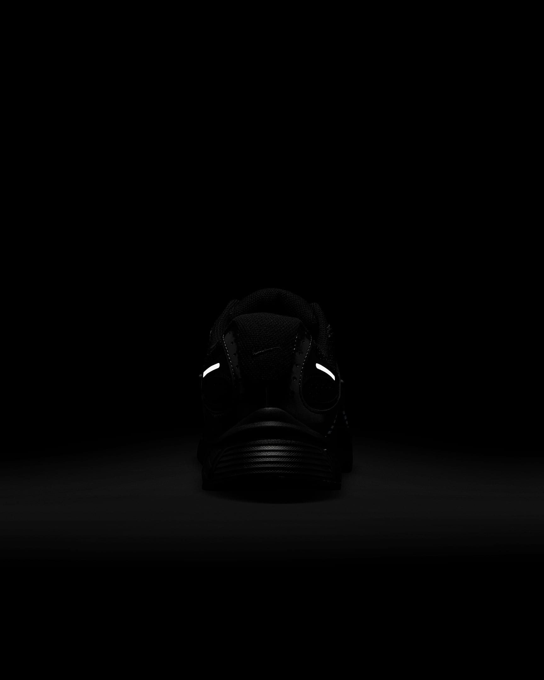 Nike V5 RNR Erkek Ayakkabısı - Siyah/Anthracite/Siyah